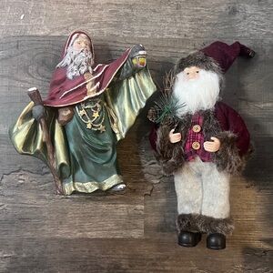 FINAL PRICE Holiday Santa Figurine Set - Red and Green